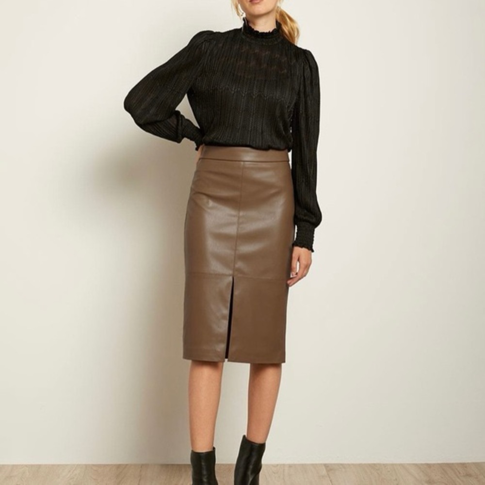 New RW&amp Co faux leather long skirt sz 0